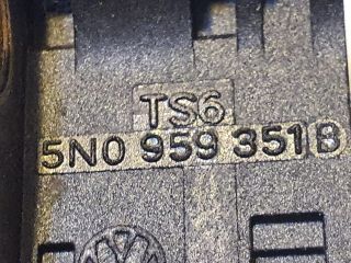 bontott VW PASSAT B7 Jobb első Oldal Ütközés Érzékelő