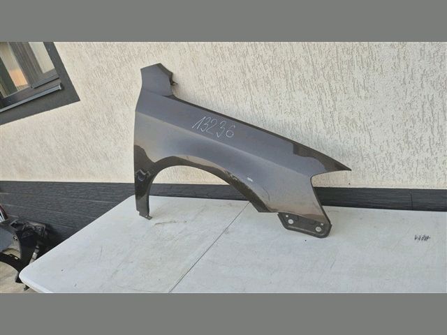 bontott VW PASSAT B7 Jobb első Sárvédő