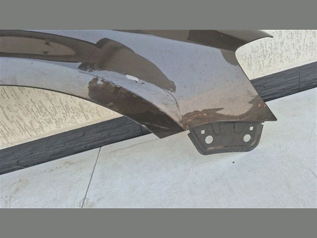 bontott VW PASSAT B7 Jobb első Sárvédő