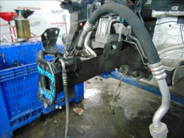 bontott VW PASSAT B7 Jobb első Ütközéscsillapító