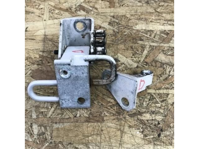 bontott VW PASSAT B7 Jobb első Zsanér