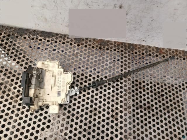 bontott VW PASSAT B7 Jobb első Zsanér