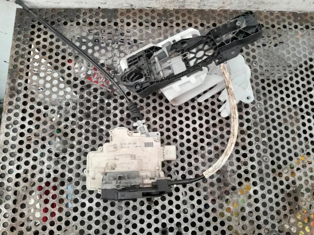 bontott VW PASSAT B7 Jobb első Zsanér