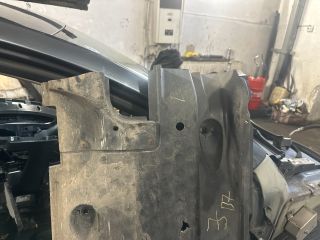 bontott VW PASSAT B7 Jobb Fenéklemez