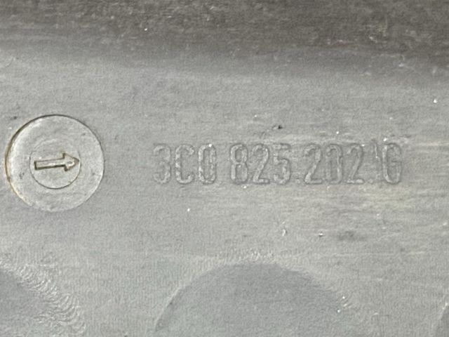 bontott VW PASSAT B7 Jobb Fenéklemez