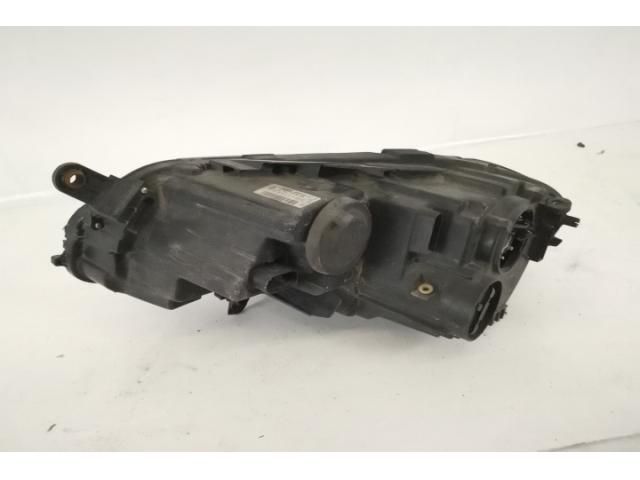 bontott VW PASSAT B7 Jobb Fényszóró