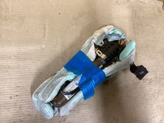 bontott VW PASSAT B7 Jobb Függönylégzsák és Oldallégzsák