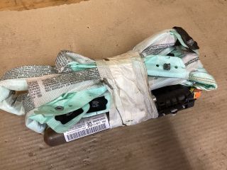 bontott VW PASSAT B7 Jobb Függönylégzsák és Oldallégzsák