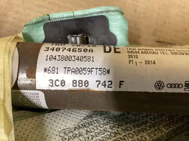 bontott VW PASSAT B7 Jobb Függönylégzsák és Oldallégzsák