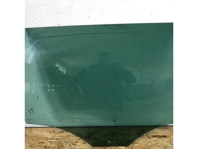 bontott VW PASSAT B7 Jobb hátsó Ablak