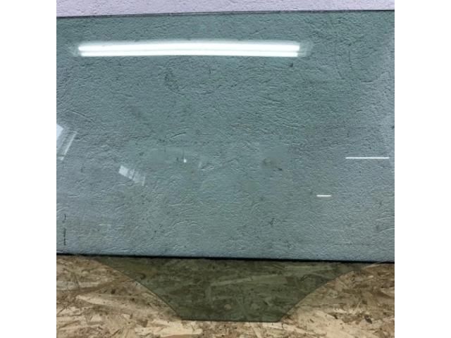 bontott VW PASSAT B7 Jobb hátsó Ablak