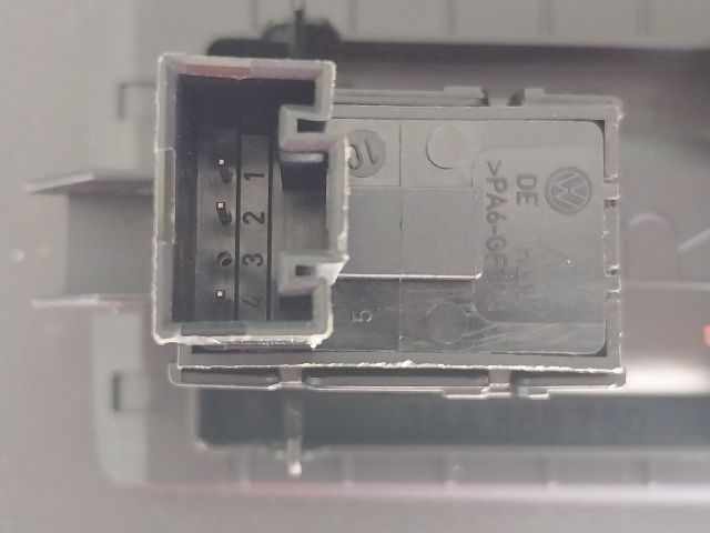 bontott VW PASSAT B7 Jobb hátsó Ablakemelő Kapcsoló