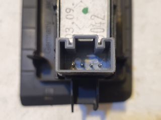 bontott VW PASSAT B7 Jobb hátsó Ablakemelő Kapcsoló