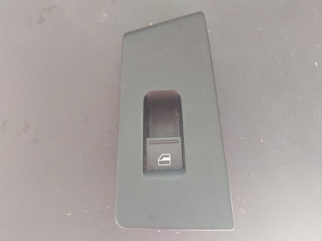 bontott VW PASSAT B7 Jobb hátsó Ablakemelő Kapcsoló