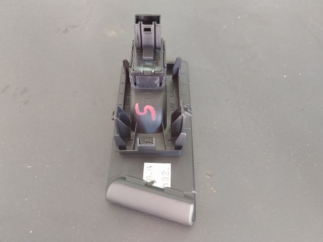 bontott VW PASSAT B7 Jobb hátsó Ablakemelő Kapcsoló