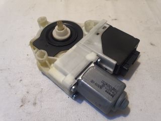 bontott VW PASSAT B7 Jobb hátsó Ablakemelő Motor