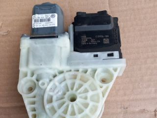 bontott VW PASSAT B7 Jobb hátsó Ablakemelő Motor