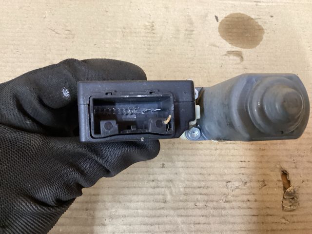 bontott VW PASSAT B7 Jobb hátsó Ablakemelő Motor