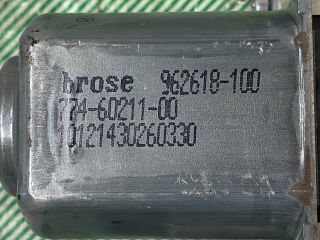 bontott VW PASSAT B7 Jobb hátsó Ablakemelő Motor