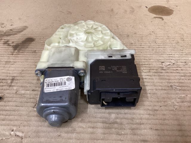 bontott VW PASSAT B7 Jobb hátsó Ablakemelő Motor