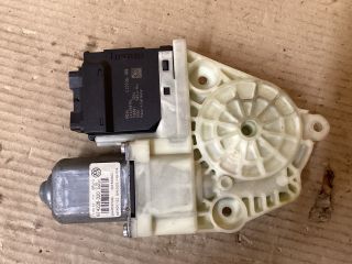 bontott VW PASSAT B7 Jobb hátsó Ablakemelő Motor
