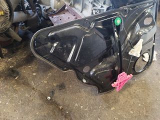 bontott VW PASSAT B7 Jobb hátsó Ablakemelő Szerkezet (Elektromos)