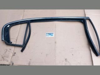 bontott VW PASSAT B7 Jobb hátsó Ajtó Díszléc