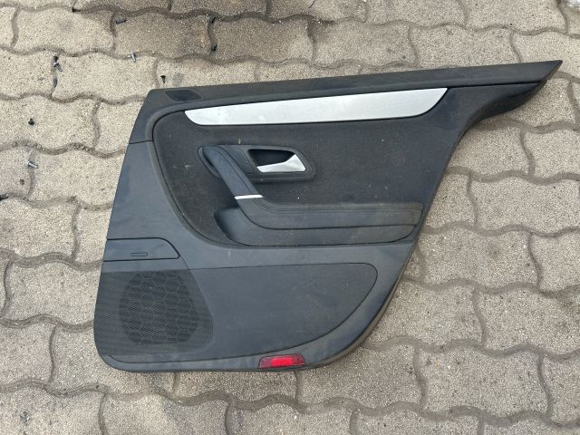 bontott VW PASSAT B7 Jobb hátsó Ajtó Kárpit