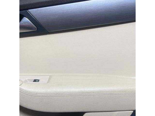 bontott VW PASSAT B7 Jobb hátsó Ajtó Kárpit