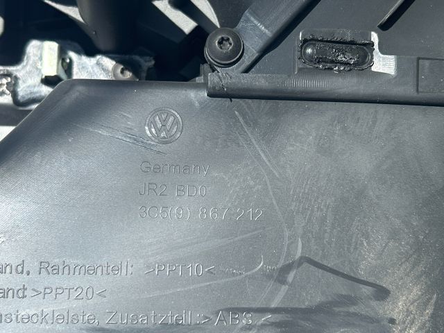 bontott VW PASSAT B7 Jobb hátsó Ajtó Kárpit