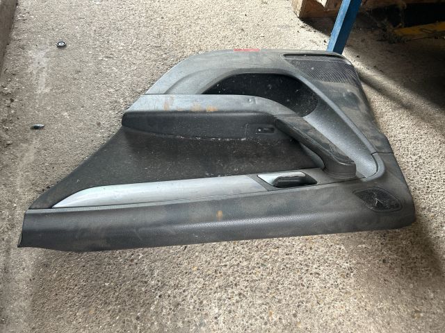 bontott VW PASSAT B7 Jobb hátsó Ajtó Kárpit