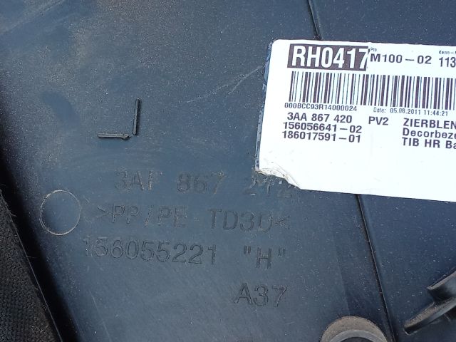 bontott VW PASSAT B7 Jobb hátsó Ajtó Kárpit