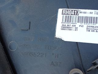 bontott VW PASSAT B7 Jobb hátsó Ajtó Kárpit