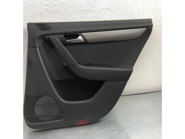 bontott VW PASSAT B7 Jobb hátsó Ajtó Kárpit