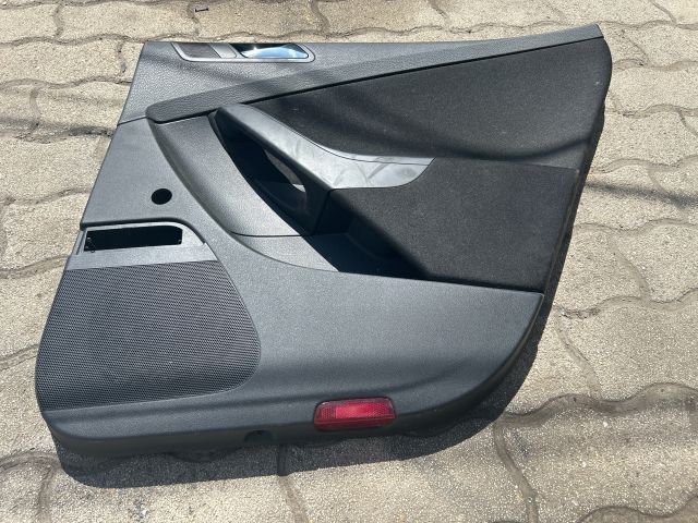 bontott VW PASSAT B7 Jobb hátsó Ajtó Kárpit