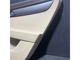 bontott VW PASSAT B7 Jobb hátsó Ajtó Kárpit