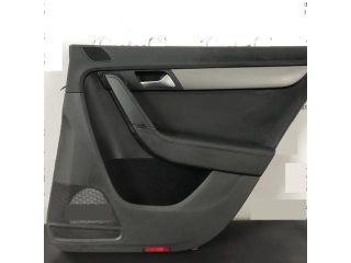 bontott VW PASSAT B7 Jobb hátsó Ajtó Kárpit
