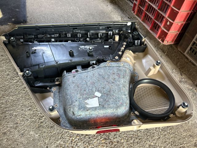 bontott VW PASSAT B7 Jobb hátsó Ajtó Kárpit