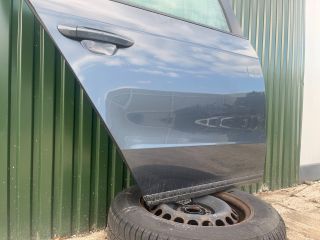 bontott VW PASSAT B7 Jobb hátsó Ajtó (Részeivel)