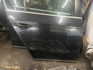 bontott VW PASSAT B7 Jobb hátsó Ajtó (Részeivel)
