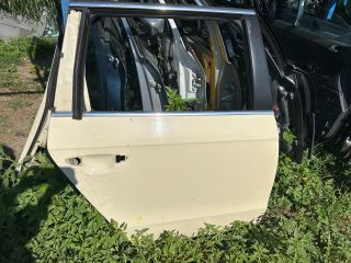 bontott VW PASSAT B7 Jobb hátsó Ajtó (Üres lemez)