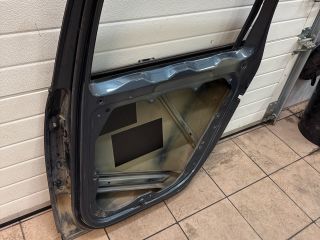 bontott VW PASSAT B7 Jobb hátsó Ajtó (Üres lemez)