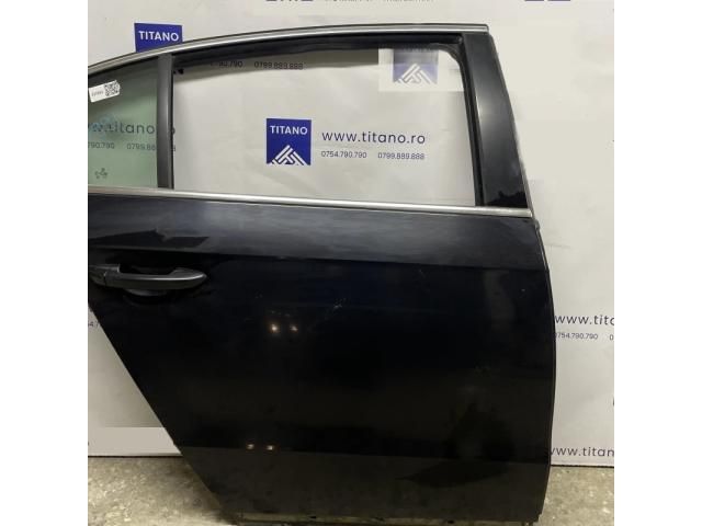 bontott VW PASSAT B7 Jobb hátsó Ajtó (Üres lemez)