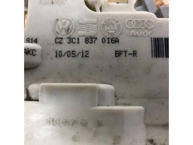 bontott VW PASSAT B7 Jobb hátsó Ajtózár