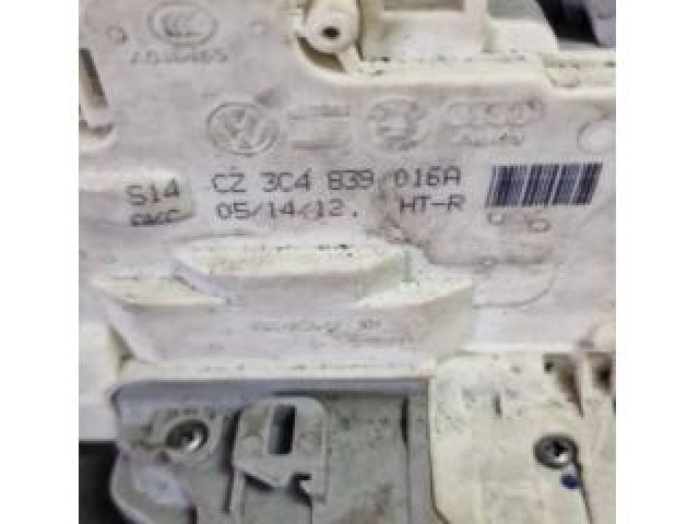 bontott VW PASSAT B7 Jobb hátsó Ajtózár