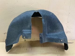 bontott VW PASSAT B7 Jobb hátsó Dobbetét (Kerékjárati, Műanyag)