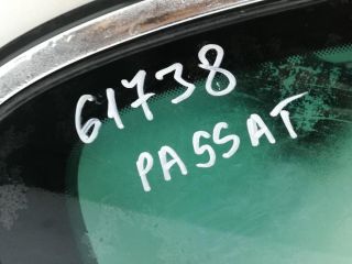 bontott VW PASSAT B7 Jobb hátsó Fixüveg (Ajtóban)