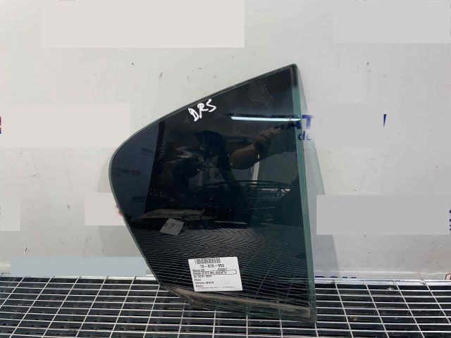 bontott VW PASSAT B7 Jobb hátsó Fixüveg (Ajtóban)