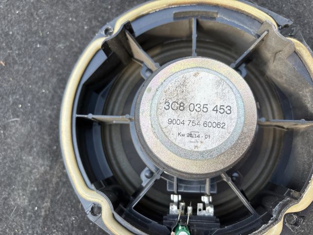bontott VW PASSAT B7 Jobb hátsó Hangszóró