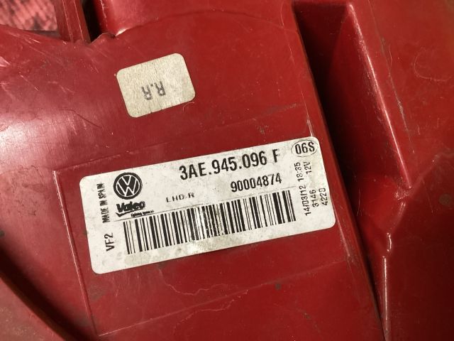 bontott VW PASSAT B7 Jobb Hátsó Lámpa